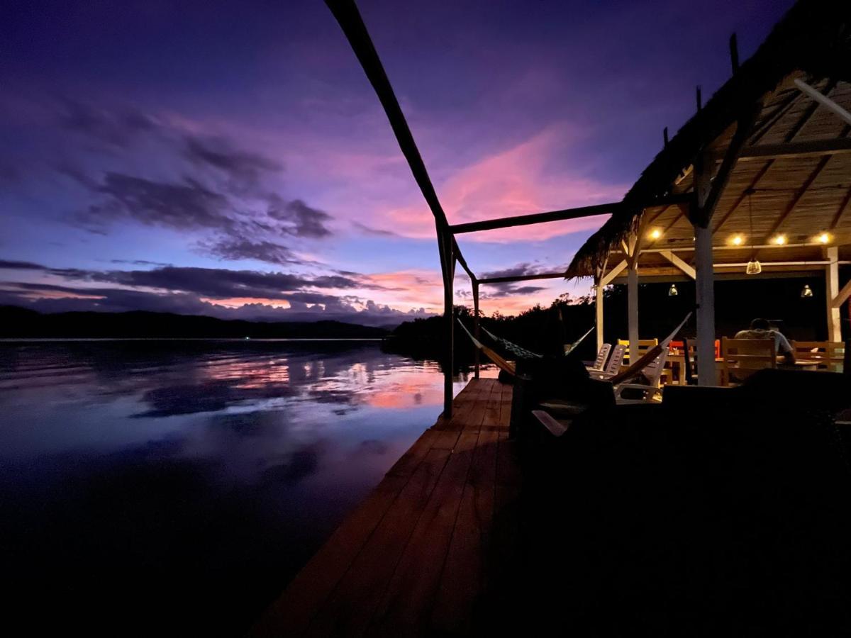 El Clandestino Villa Bocas del Toro Buitenkant foto