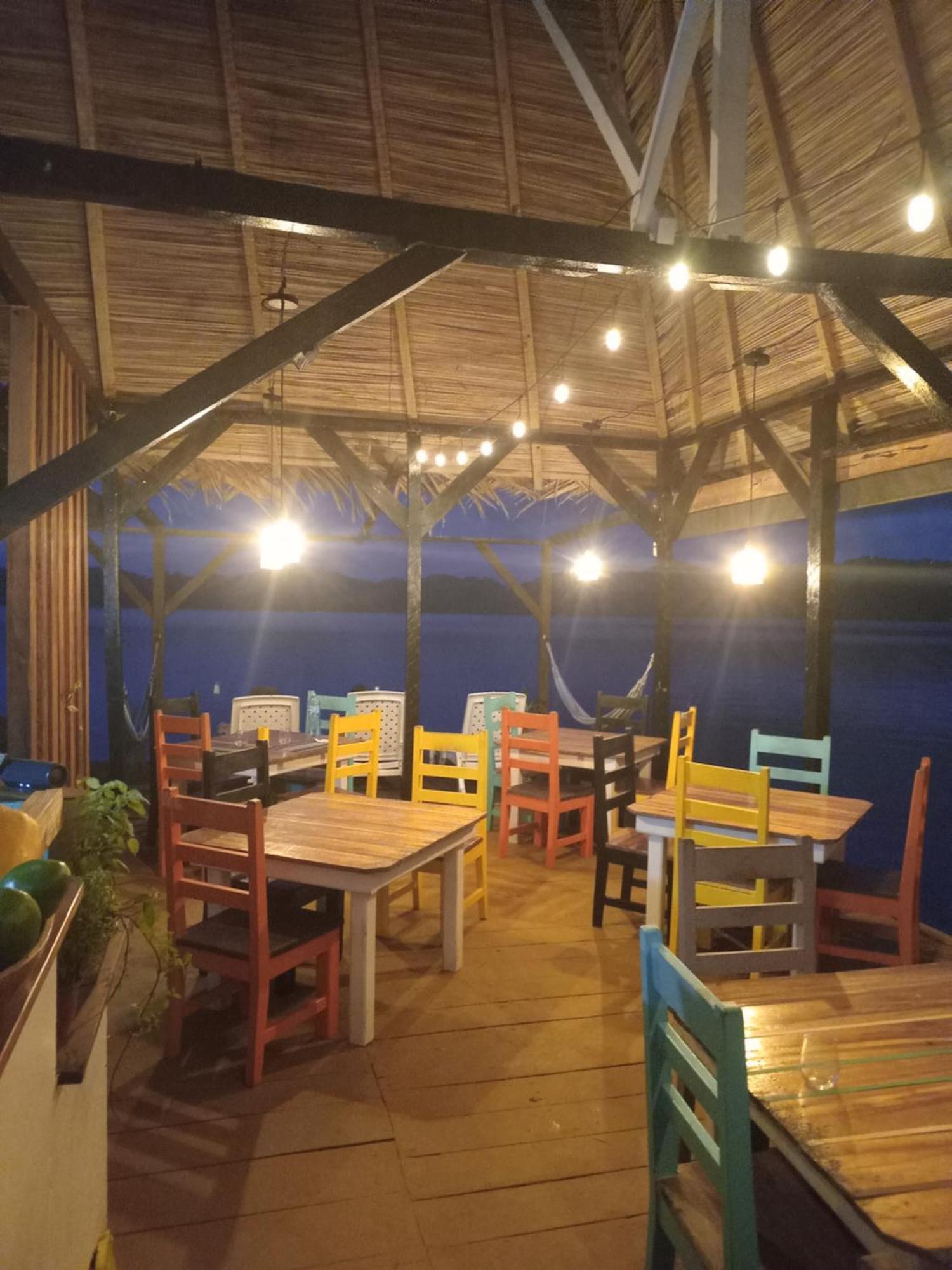 El Clandestino Villa Bocas del Toro Buitenkant foto